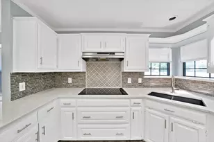 1215 Shawnee Trail, Carrollton, TX 75007 - Photo 16