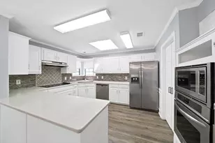 1215 Shawnee Trail, Carrollton, TX 75007 - Photo 14