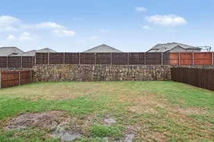624 Soaring Star Ln, Weatherford, TX 76008 - Photo 34