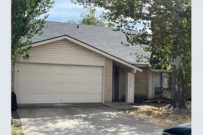 2316 Montclair Circle, Carrollton, TX 75007 - Photo 2