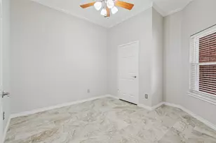 5816 Windy Meadow Ln, Grand Prairie, TX 75052 - Photo 2