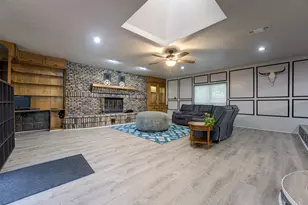 2530 Lakewood Dr, Garland, TX 75042 - Photo 4