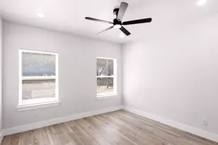 105 Oak Ridge Rd, Mabank, TX 75156 - Photo 14
