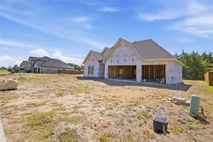 210 Trevor Ln, Greenville, TX 75402 - Photo 2