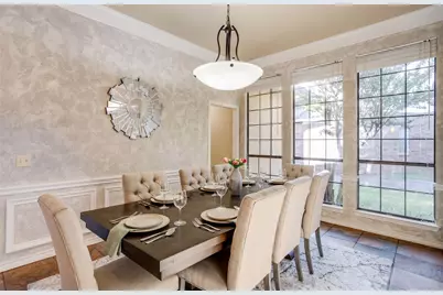 9812 Canyon Crest Circle, Irving, TX 75063 - Photo 8