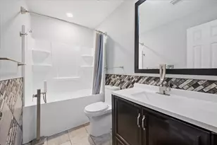 1206 Oakbluff Dr, Lancaster, TX 75146 - Photo 14