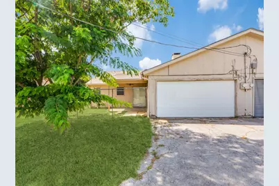 1111 N Nolan River Road #B, Cleburne, TX 76033 - Photo 2
