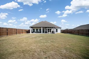 648 Red Maple Rd, Waxahachie, TX 75165 - Photo 28