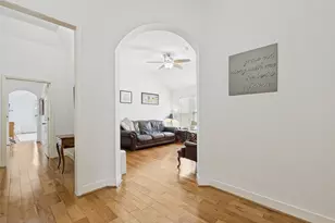 1142 N Bishop Ave, Dallas, TX 75208 - Photo 12