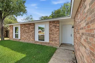 3817 Longmeadow Way, Fort Worth, TX 76133 - Photo 4