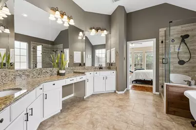 35 Creekside Drive, Trophy Club, TX 76262 - Photo 18