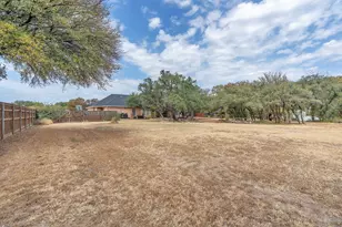 128 Lakeside Oaks Cir, Lakeside, TX 76135 - Photo 34