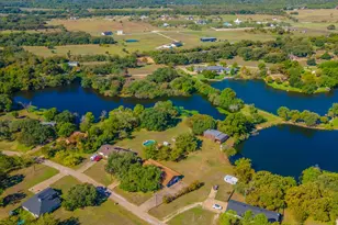 118 Spring Lake Dr, Lacy Lakeview, TX 76705 - Photo 26