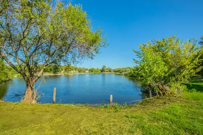 118 Spring Lake Drive, Lacy Lakeview, TX 76705 - Photo 2