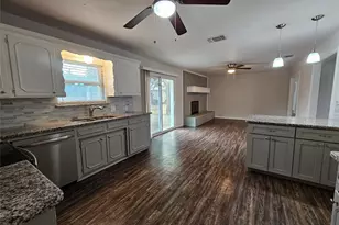204 Mockingbird Ln, Weatherford, TX 76086 - Photo 8