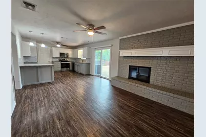 204 Mockingbird Lane, Weatherford, TX 76086 - Photo 6