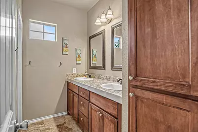 105 Water Lane, Crowley, TX 76036 - Photo 24