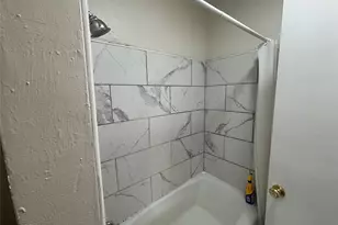 3555 W 5th St, Fort Worth, TX 76107 - Photo 6