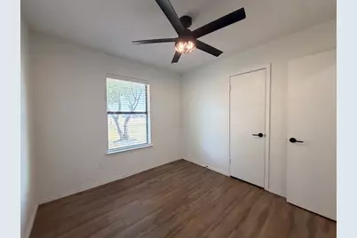 616 E Avenue E, Midlothian, TX 76065 - Photo 12