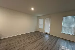 945 Brock Dr, Aubrey, TX 76227 - Photo 6