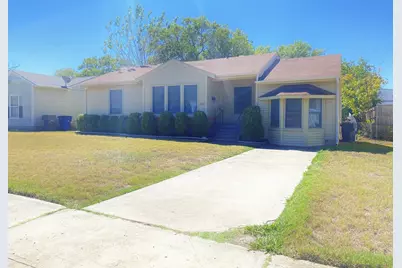 2322 Fenwick Drive, Dallas, TX 75228 - Photo 2