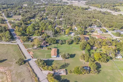 729 Silver Creek Azle Road, Azle, TX 76020 - Photo 6