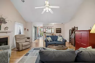 1902 Wyatt Dr, Garland, TX 75040 - Photo 2