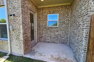 549 Hutchinson Ln, Lewisville, TX 75077 - Photo 22