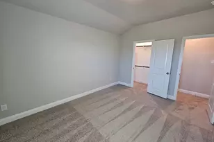 549 Hutchinson Ln, Lewisville, TX 75077 - Photo 20