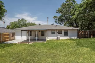 724 Chisholm Trail, Denton, TX 76209 - Photo 22