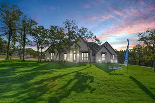 2024 Forest Bridge Dr, Azle, TX 76020 - Photo 4