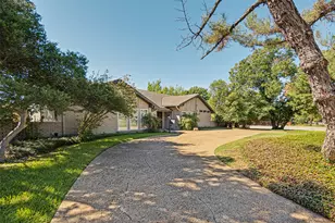 3708 Princess Ln, Dallas, TX 75229 - Photo 2