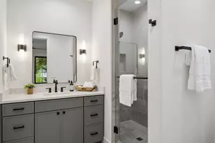 6915 Middle Cove Dr, Dallas, TX 75248 - Photo 24