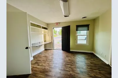 214 N Rusk Avenue, Denison, TX 75020 - Photo 4