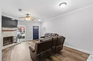 212 Samuel Blvd, Coppell, TX 75019 - Photo 8