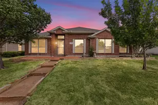 232 Laramie Ln, DeSoto, TX 75115 - Photo 1