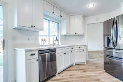 8341 Edgewater Drive, Frisco, TX 75034 - Photo 10