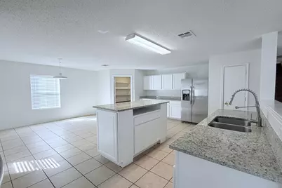 7909 Mosstree Drive, Arlington, TX 76001 - Photo 12