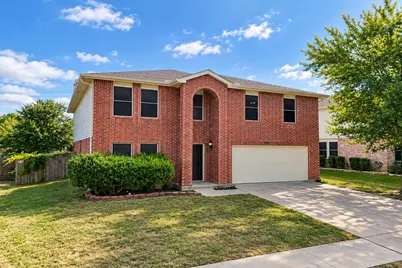 7909 Mosstree Drive, Arlington, TX 76001 - Photo 2