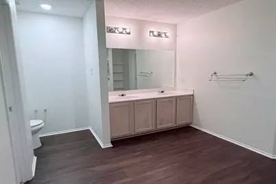 7909 Mosstree Drive, Arlington, TX 76001 - Photo 20