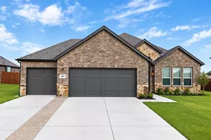 1809 Hidden Crk Dr, Midlothian, TX 76065 - Photo 2