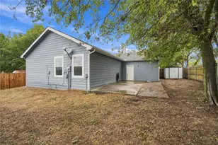 301 Pasley St, Waxahachie, TX 75165 - Photo 8
