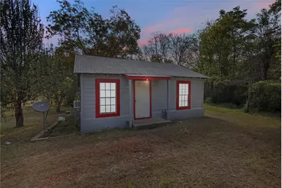 706 Yaney Street, Marshall, TX 75670 - Photo 1