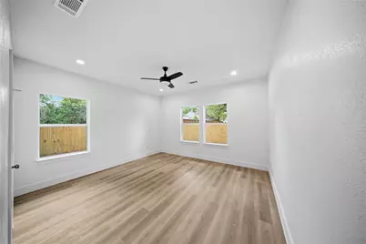 3621 Meyers Street, Dallas, TX 75215 - Photo 12