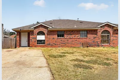 1805 McQueary Street #1807, Arlington, TX 76012 - Photo 1