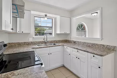 1805 McQueary Street #1807, Arlington, TX 76012 - Photo 8