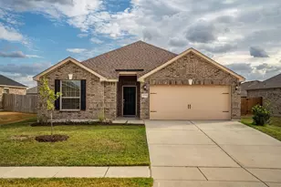 4006 Lakeview Dr, Sanger, TX 76266 - Photo 1
