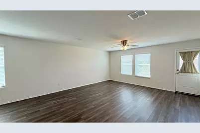 5204 Longshadow Drive, Princeton, TX 75407 - Photo 8