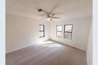 5609 Baylor Avenue, River Oaks, TX 76114 - Photo 10