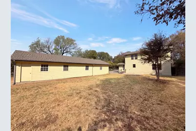 5609 Baylor Avenue, River Oaks, TX 76114 - Photo 18